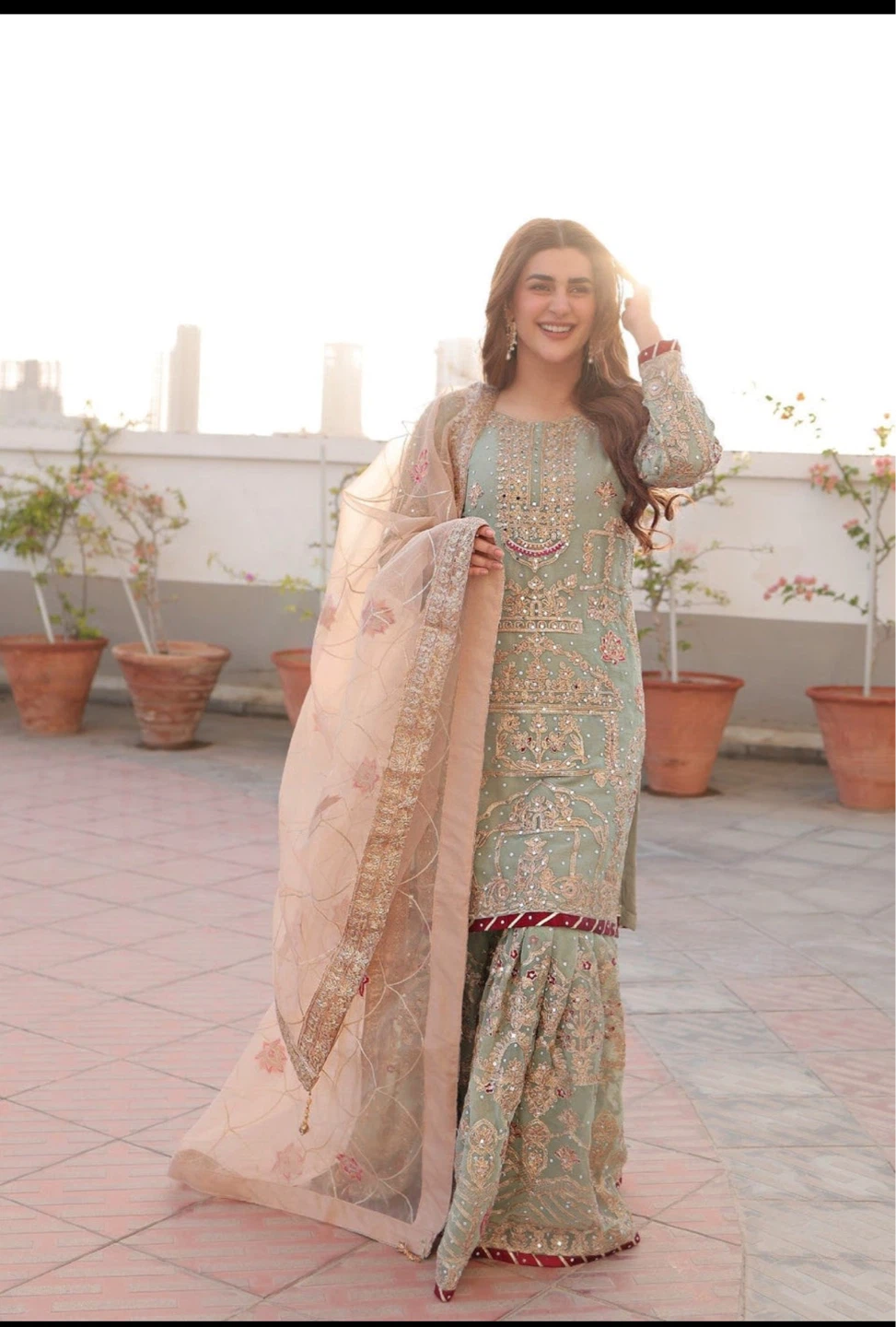 Embellished Pakistani Shalwar Kameez Suit with Dupatta - photo 2