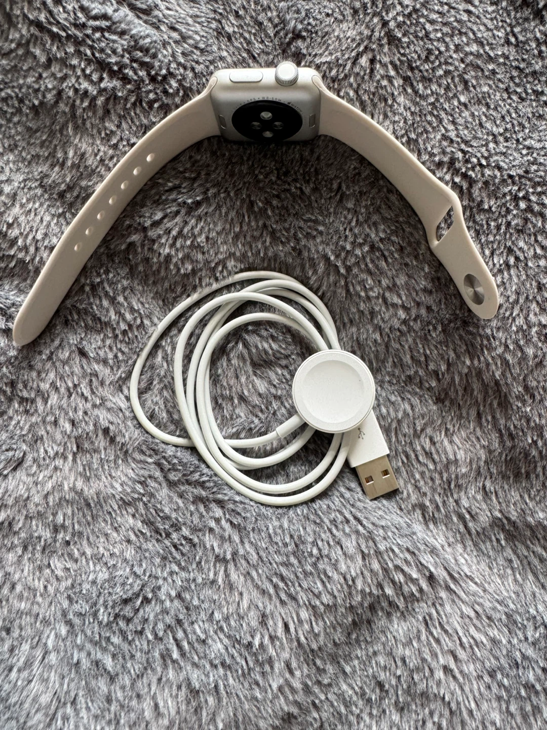 Apple Watch Series 3 38mm - 100% Battery Health - photo 4