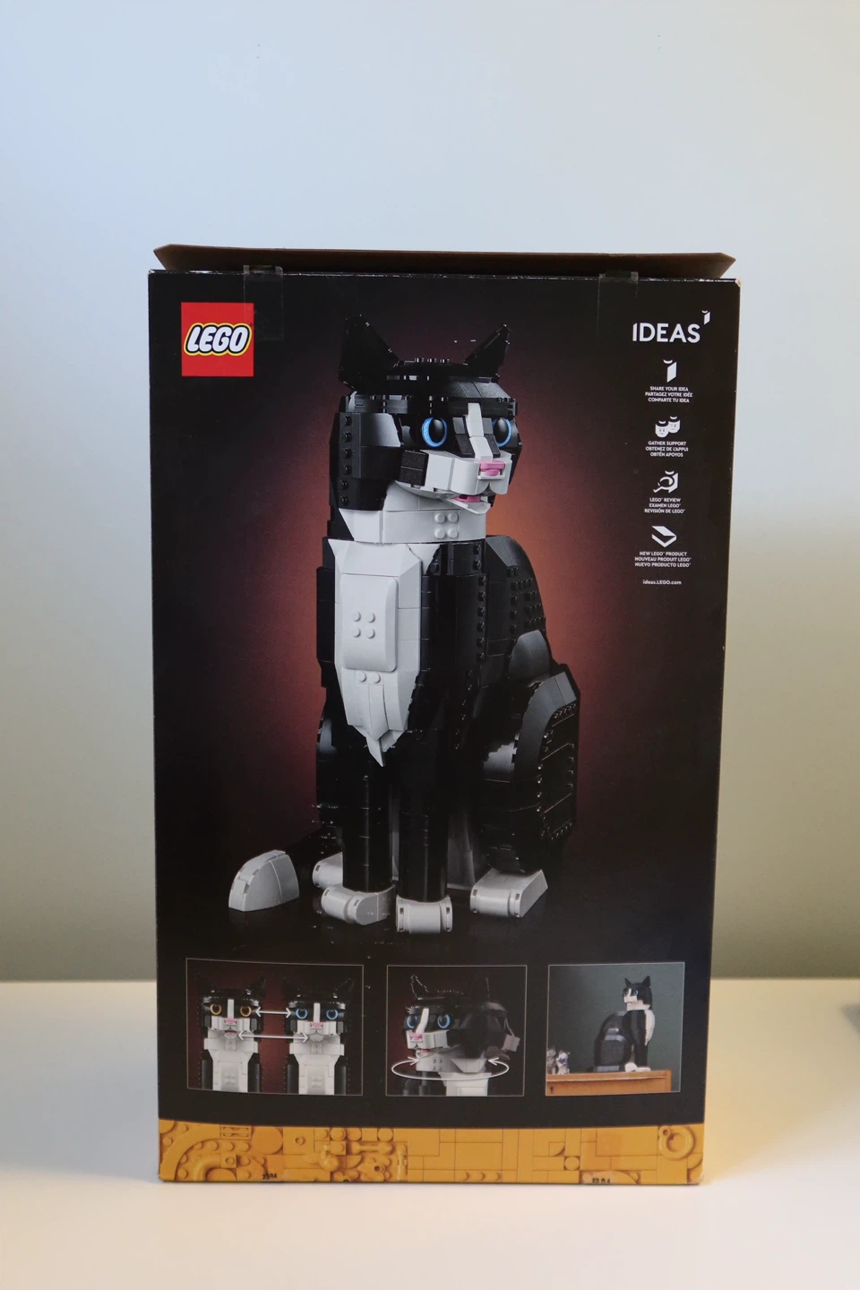 LEGO Ideas 21349 Tuxedo Cat Building Set - photo 2
