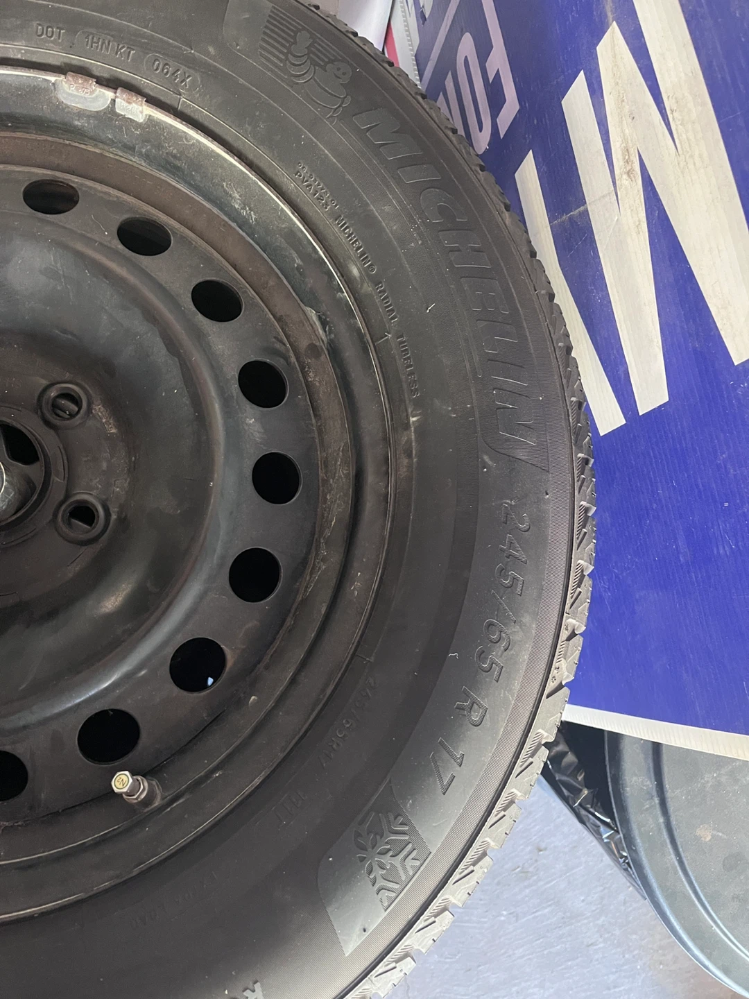 Michelin X-Ice Snow SUV Winter Tires - Set of 4 - photo 3
