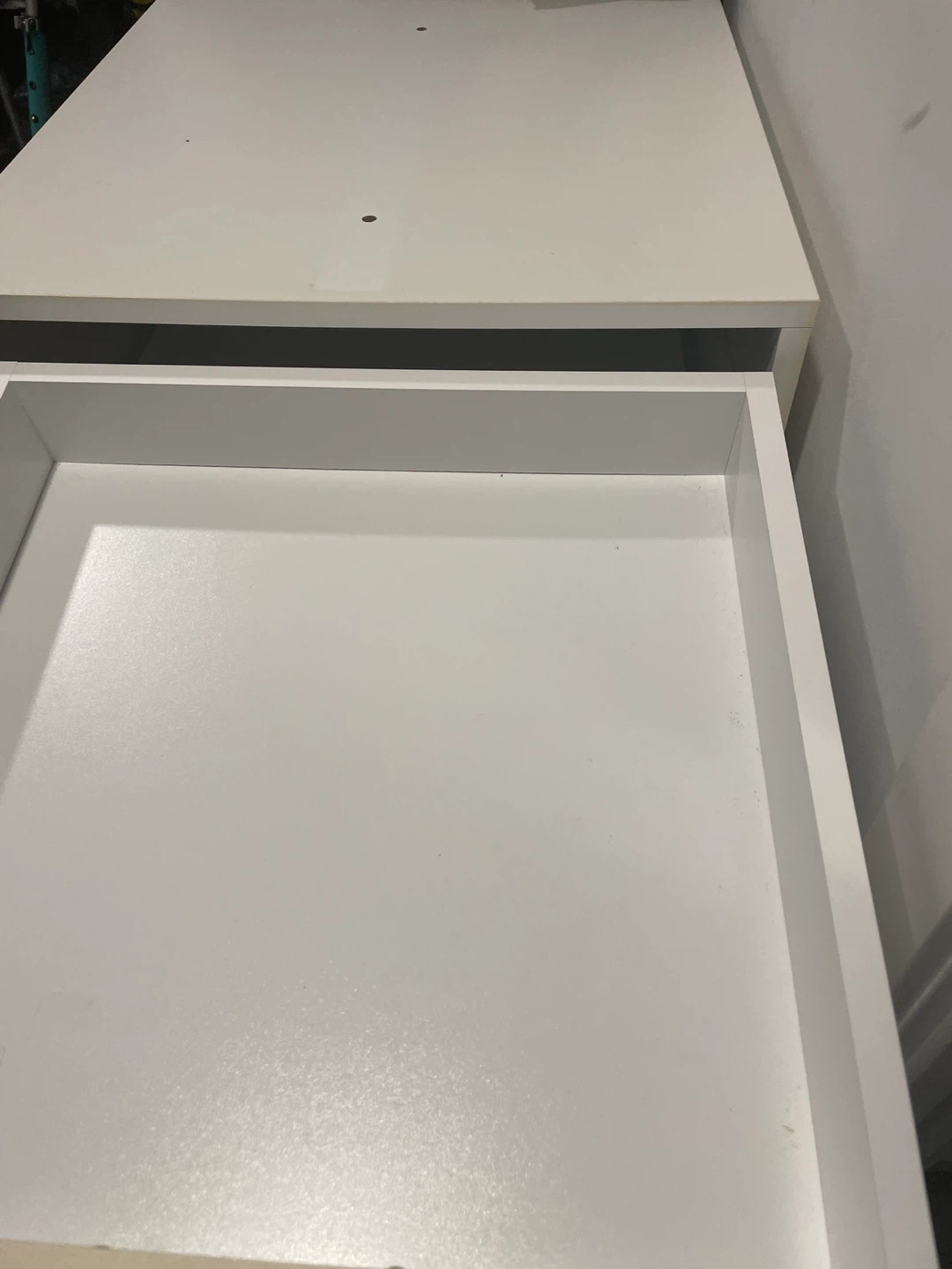 2 White Drawers, Filing Cabinet on Wheels - photo 2