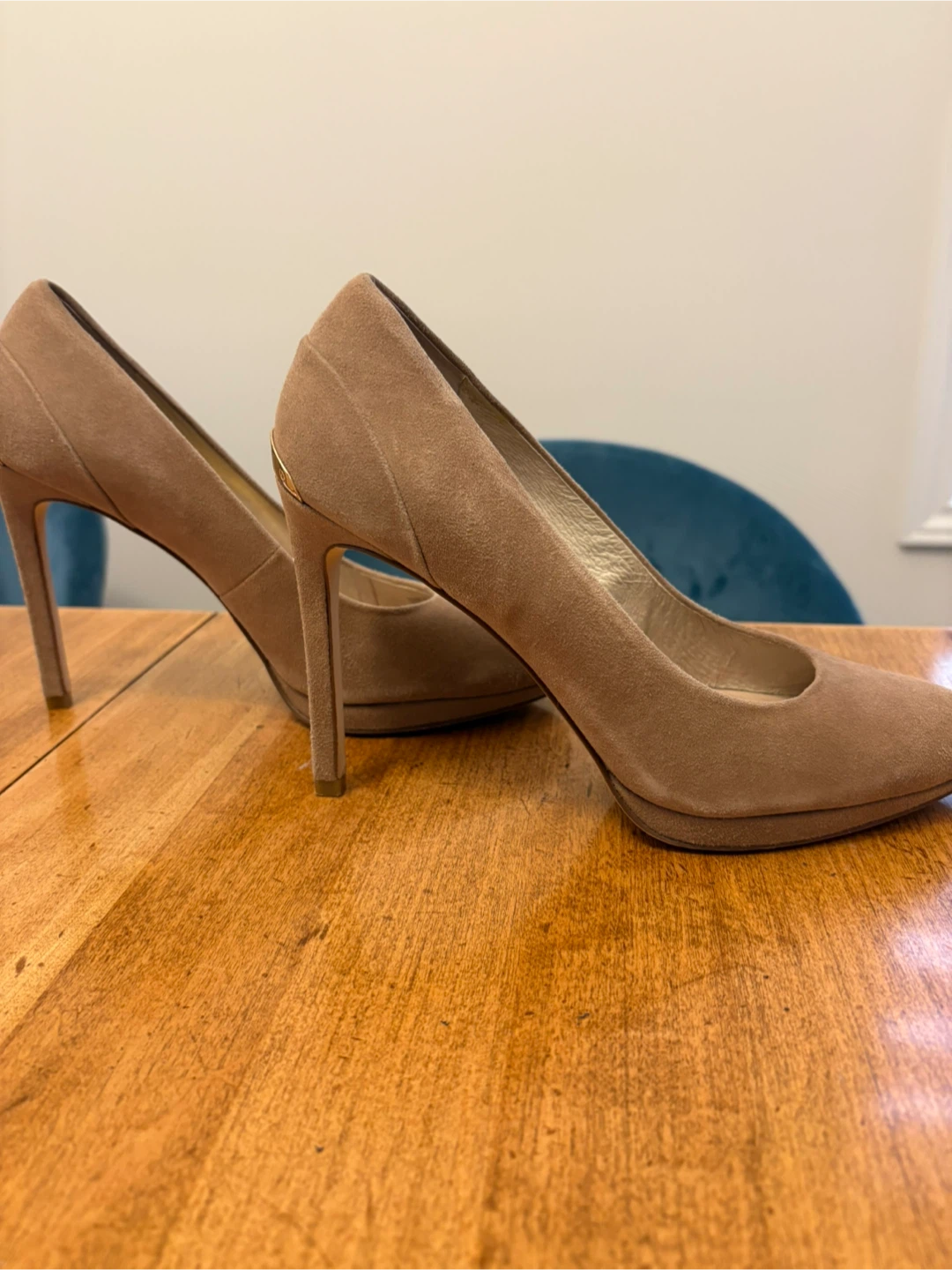 Michael Kors size 7.5 heels - photo 3