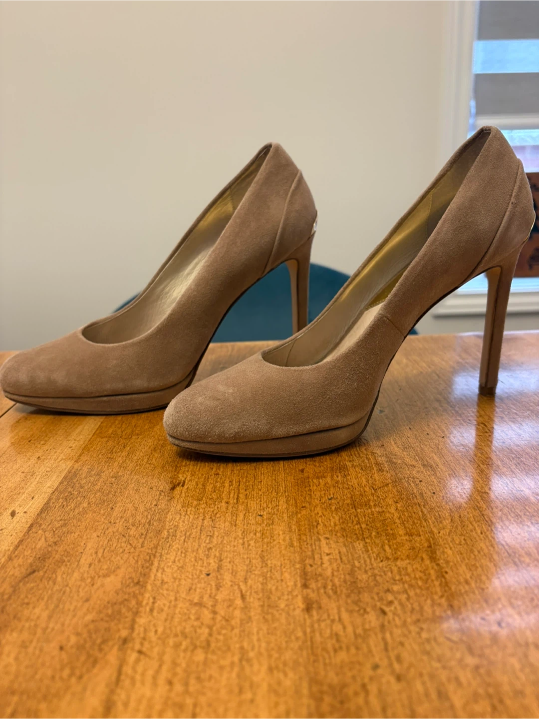 Michael Kors size 7.5 heels - photo 5