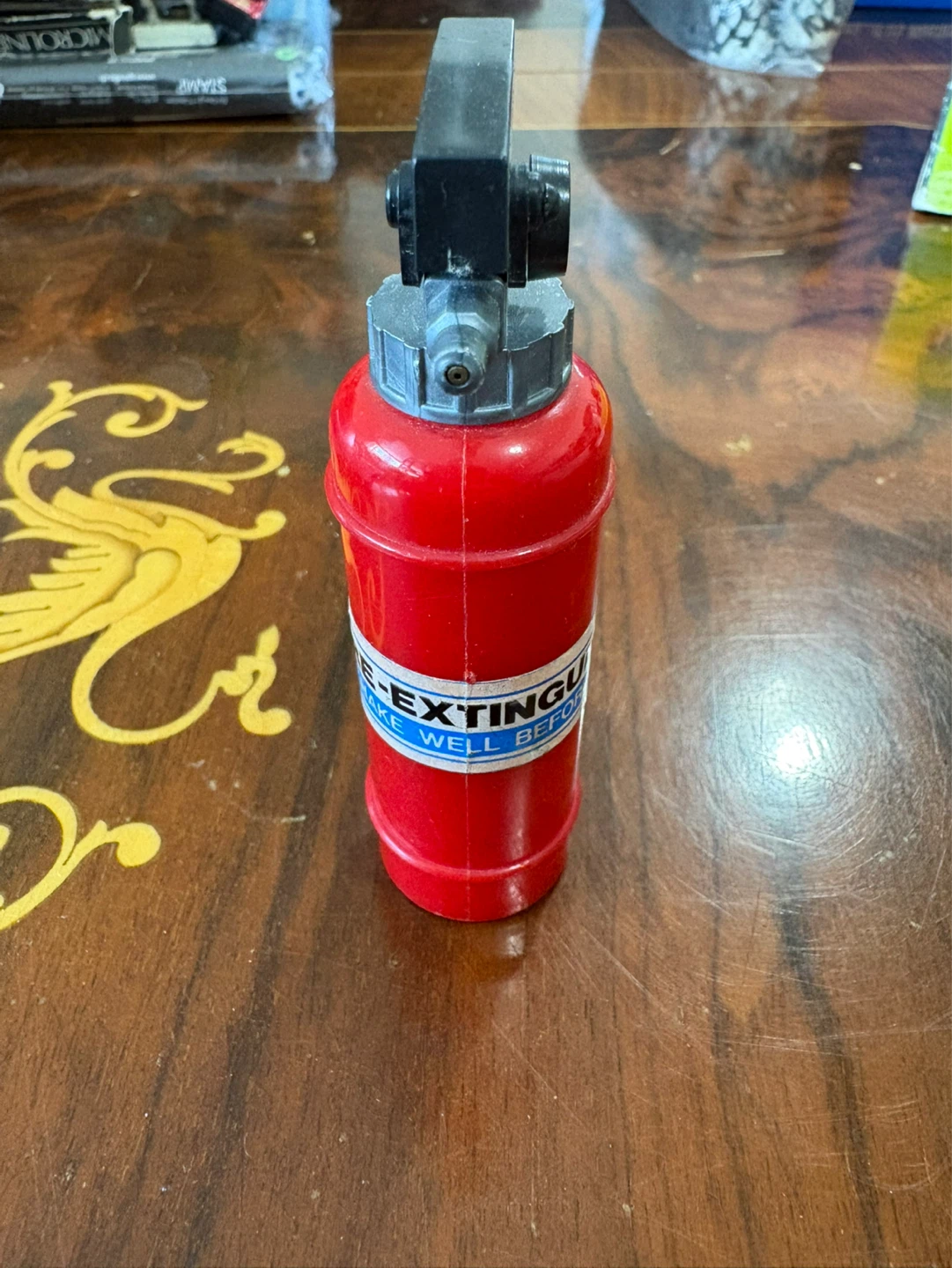 Vintage Fire Extinguisher Squirt Toy - photo 2