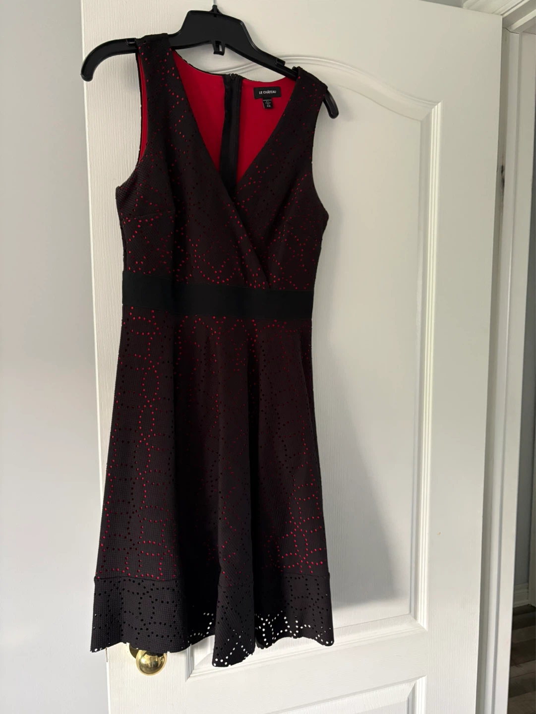 Le Château Black & Red Lace Dress - photo 2