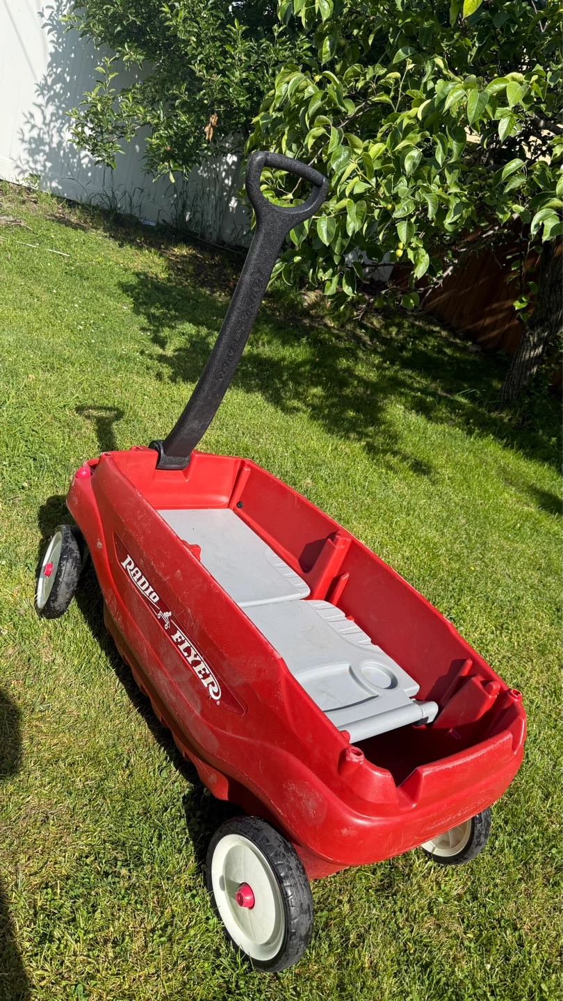 Radio Flyer Red Wagon with Seats check more pictures