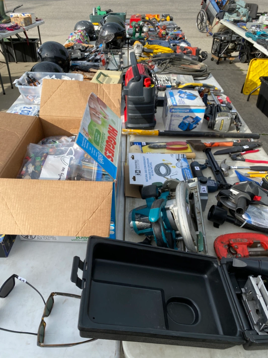 Friday garage sale 9am-8pm May 29’th 98 Thorncrest Rd NE - photo 2