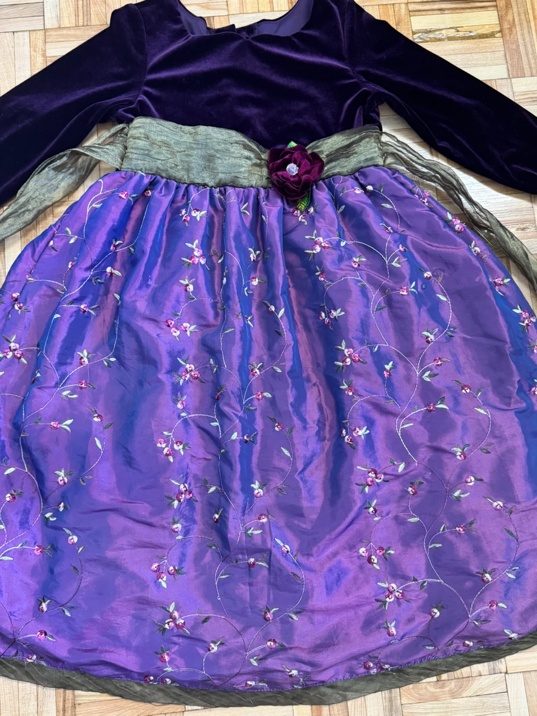 Girls' Purple Embroidered Dress; size 9/10 - photo 2