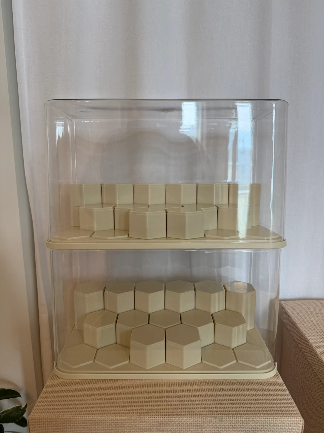 Figurine display cases - photo 2