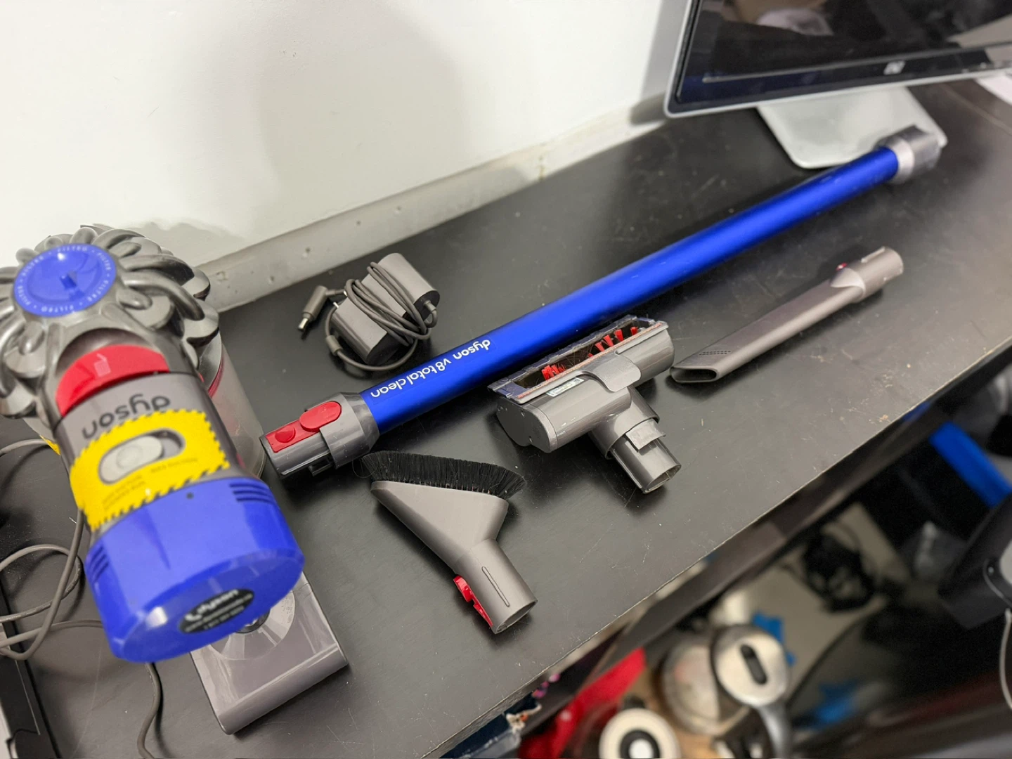 Dyson V8 Vacuum Cleaner with Accessories
