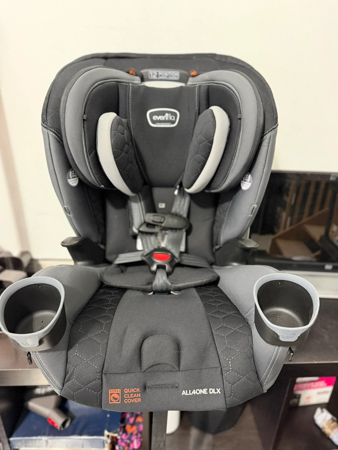 NEW OPEN BOX Evenflo All4One DLX Convertible Car Seat