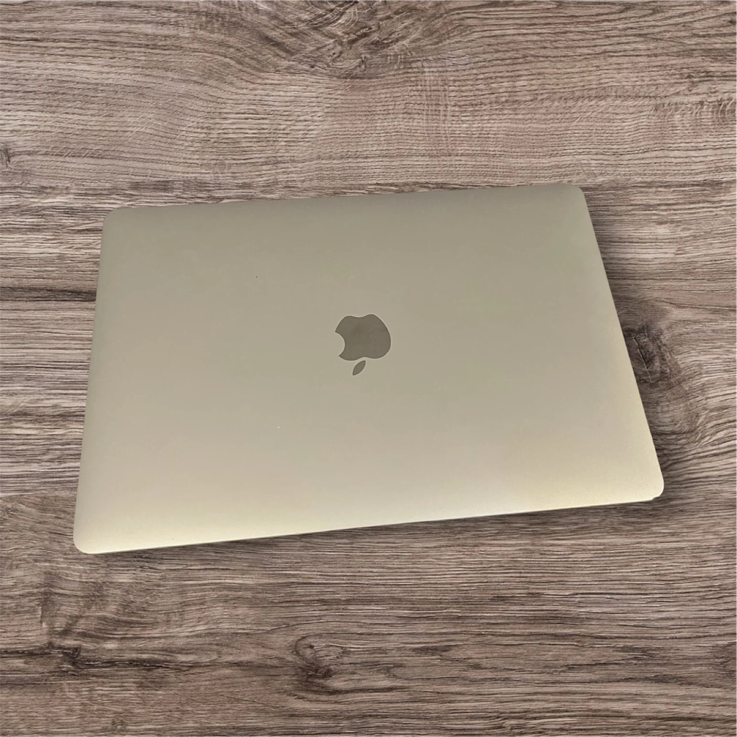 Mint Macbook M1 laptop computer - photo 2