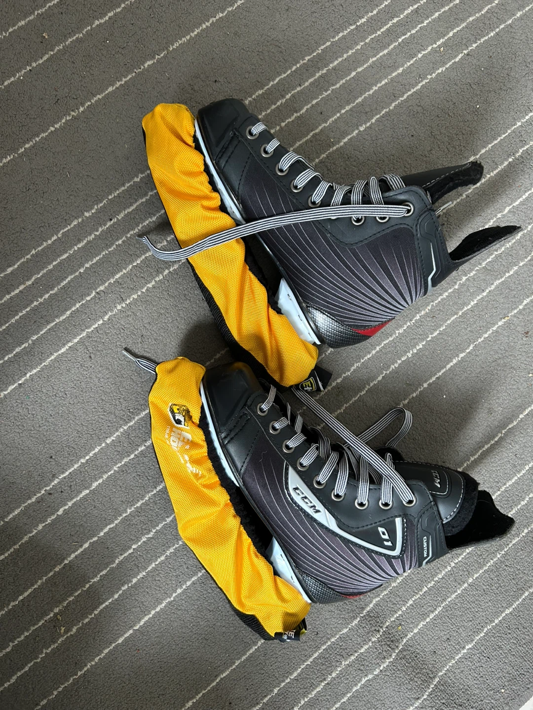 CCM D1 Custom Hockey Skates size 4
