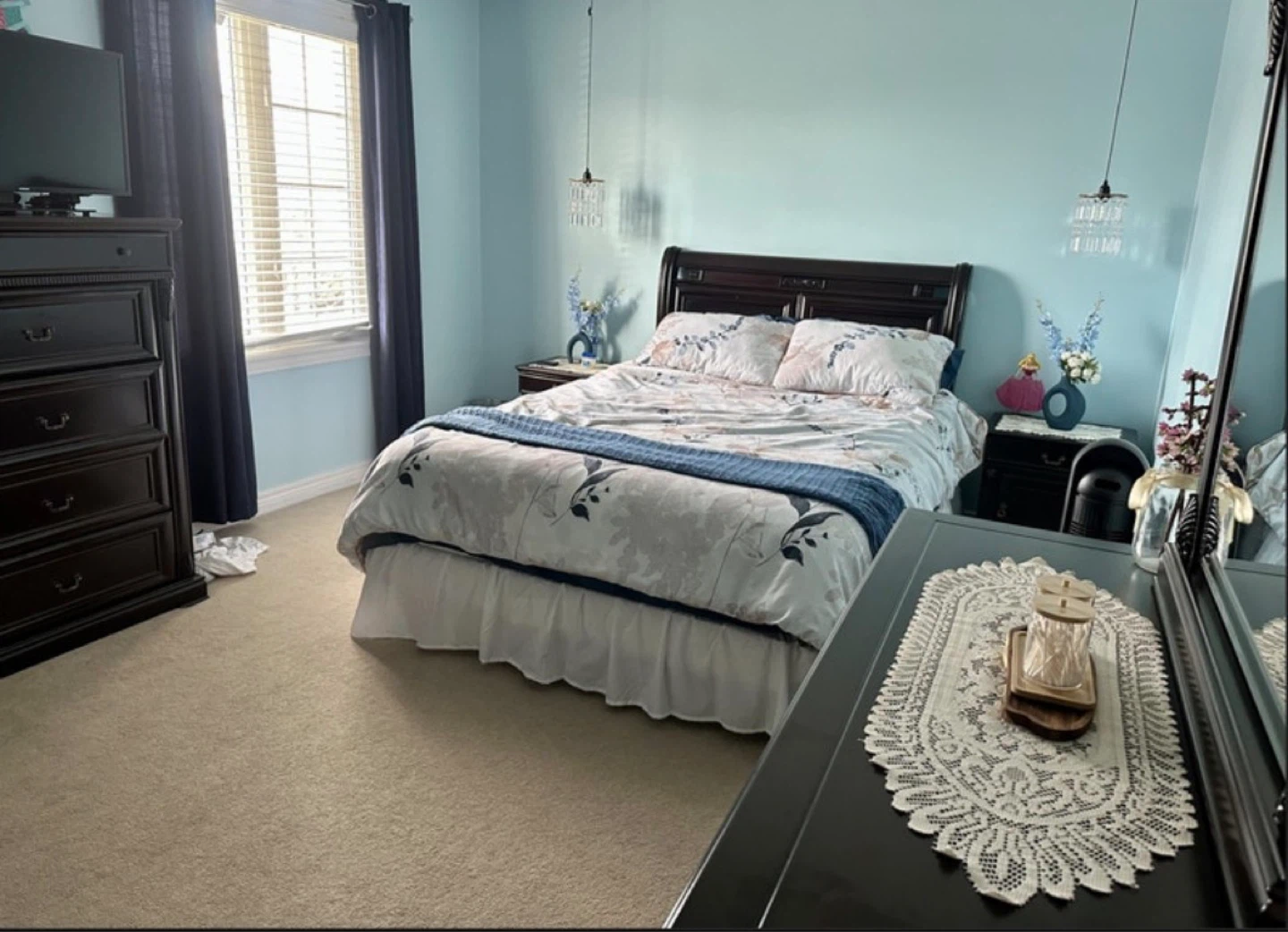 5 pcs  Bedroom Furniture Set