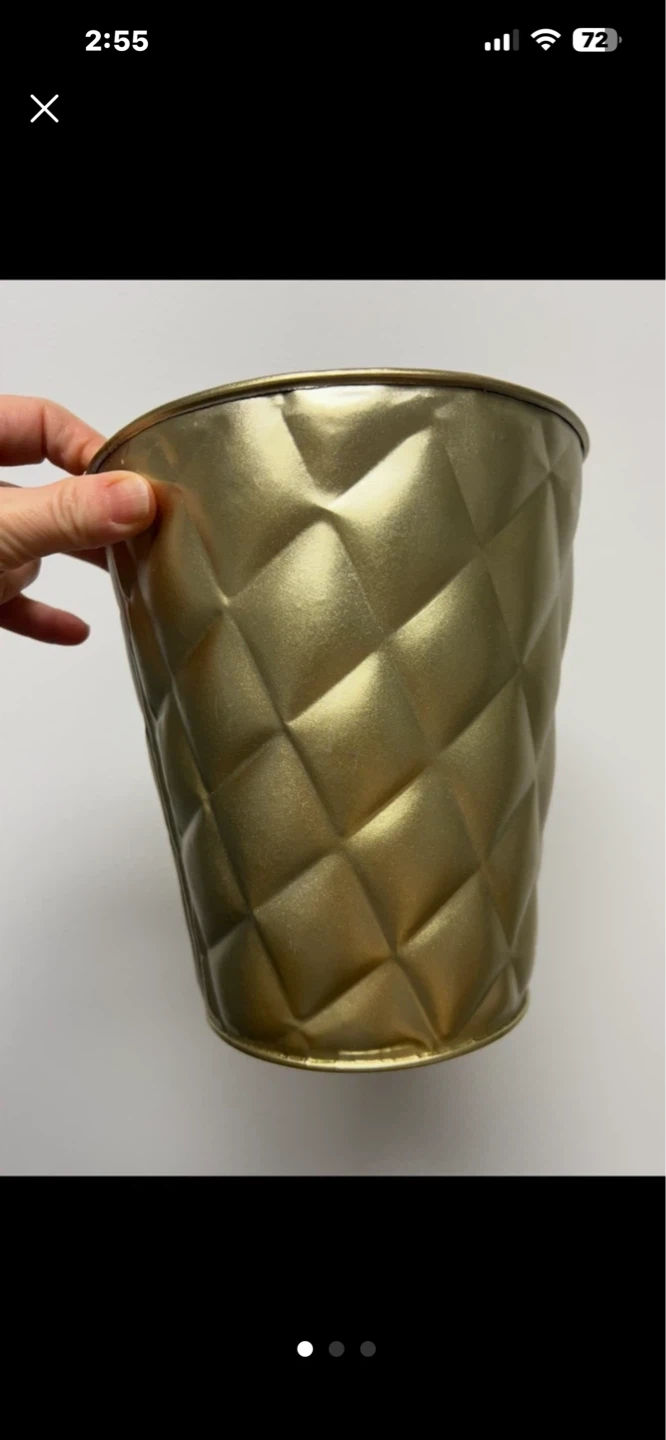 Gold Diamond Embossed Metal Planter Pot