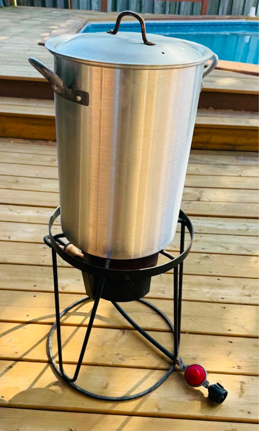 Large Aluminum Pot with Burner Stand and Thermometer