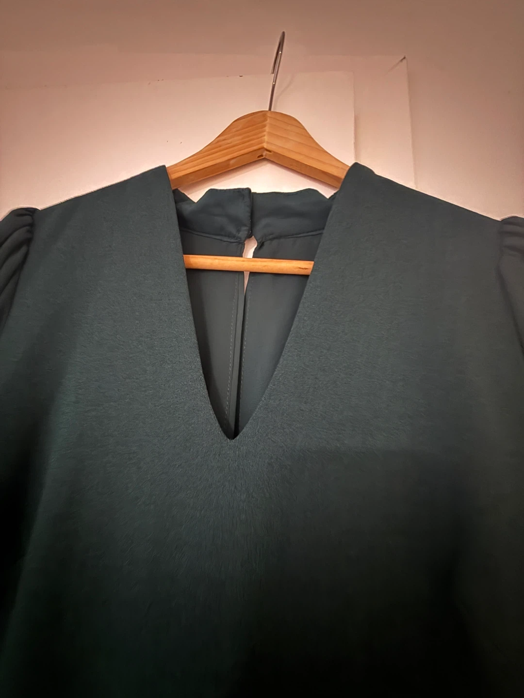 Vince Camuto Dark Green Puff Sleeve Dress - photo 5