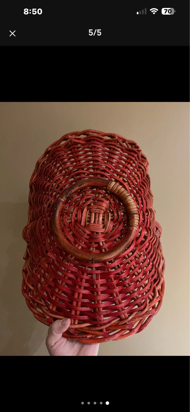 Wicker basket with handle - photo 2