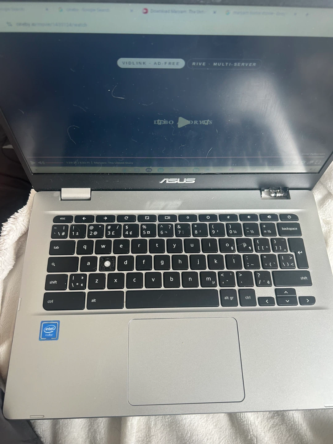 ASUS Chromebook Flip - photo 2