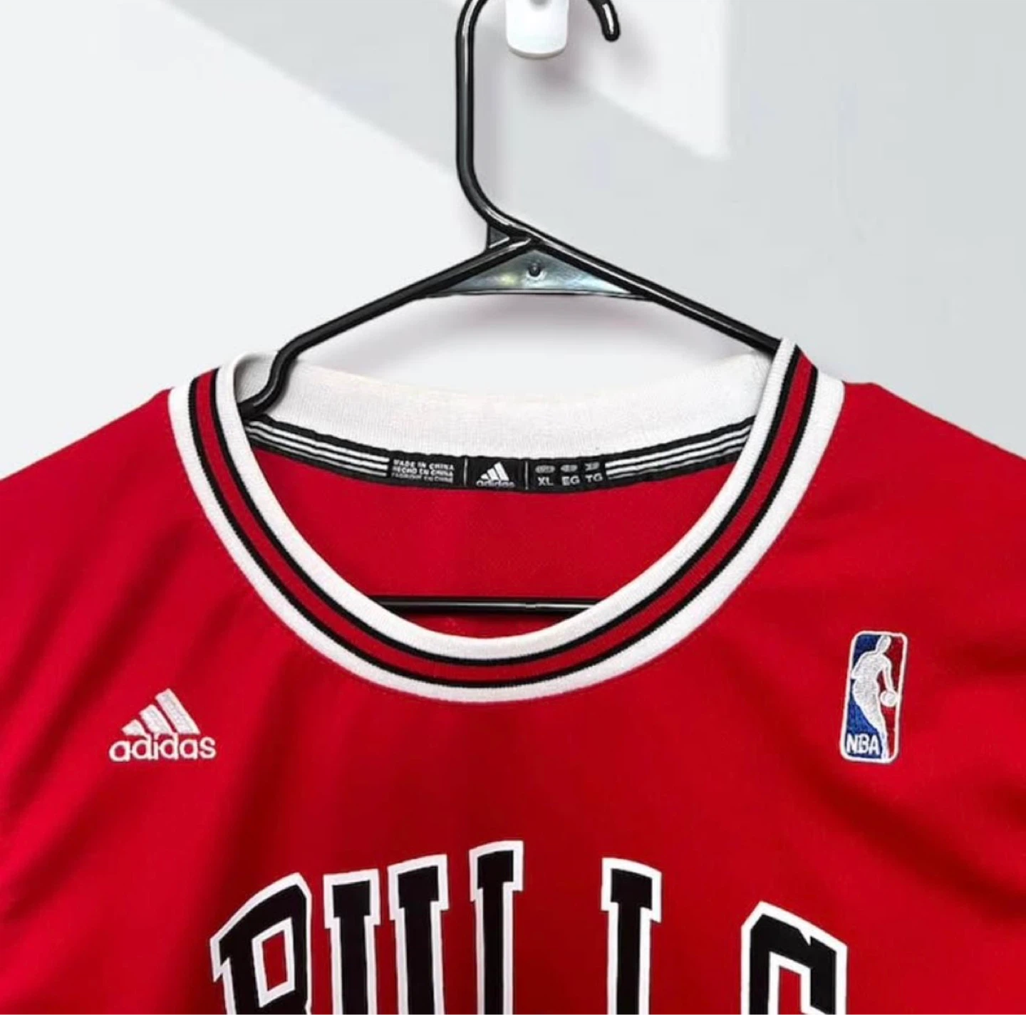NBA Adidas Chicago Bulls Derrick Rose #1 Basketball Jersey - photo 3