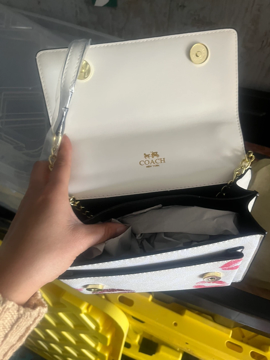 Coach Shoulder Bag with Kiss Print - photo 3