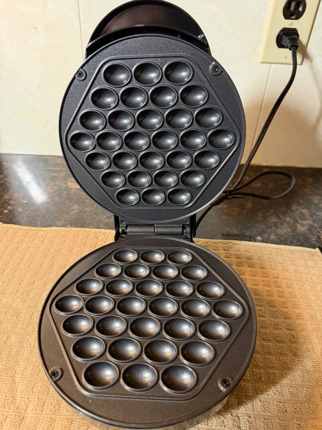 Eachoo Waffle Maker - photo 3
