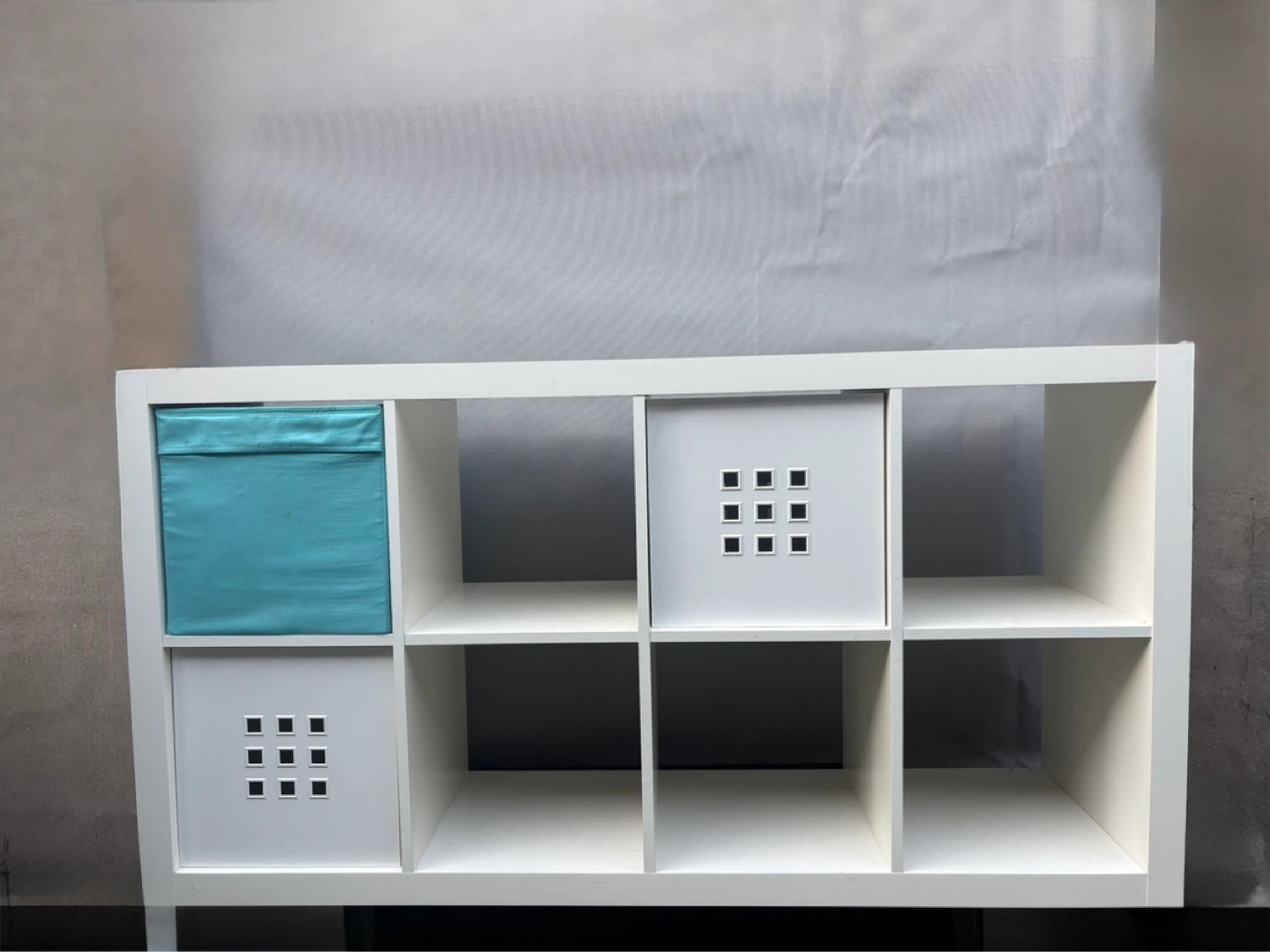 IKEA EXPEDIT Shelf Unit White with 3 boxes