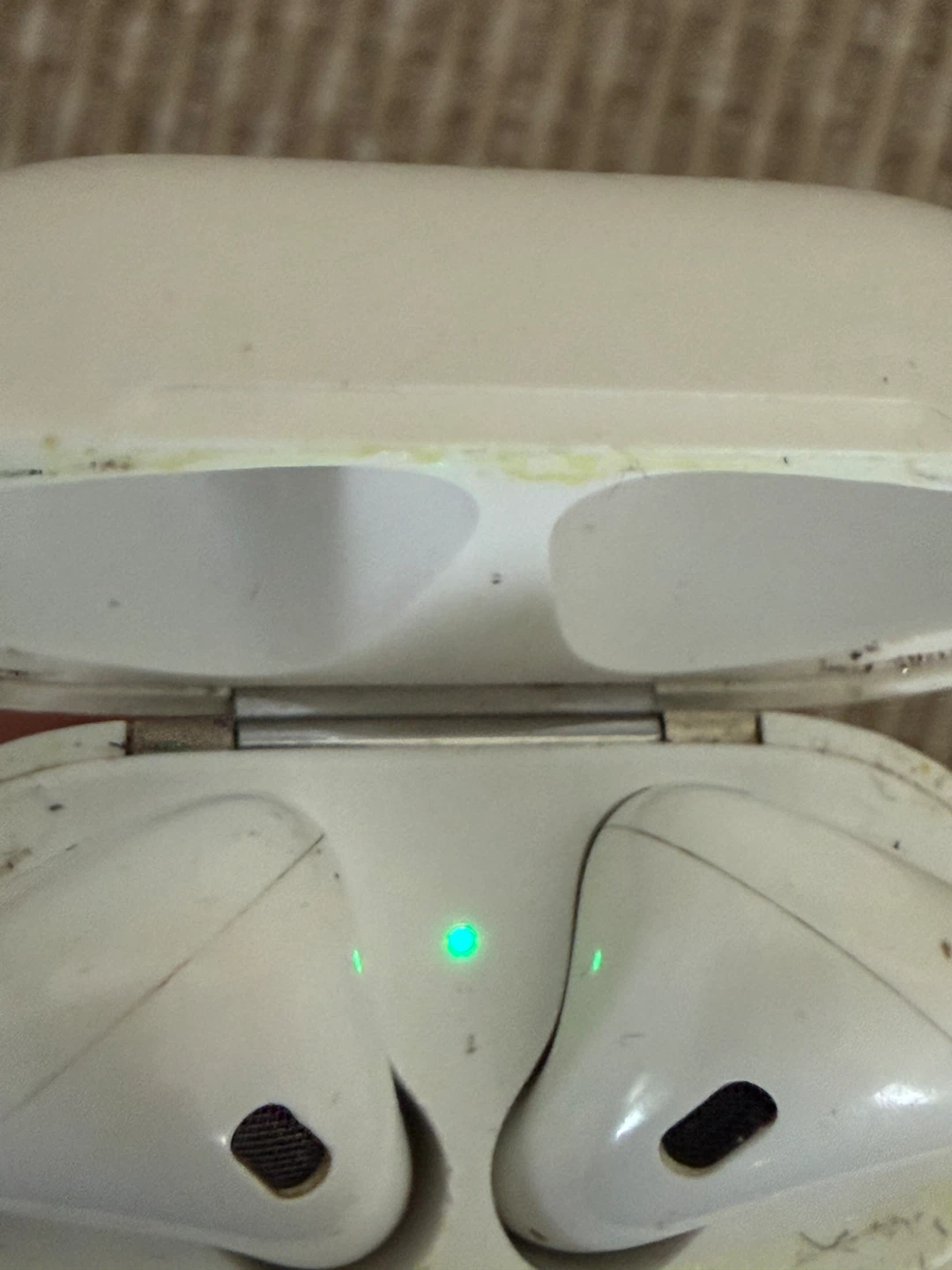 Real Apple AirPods Charging Case