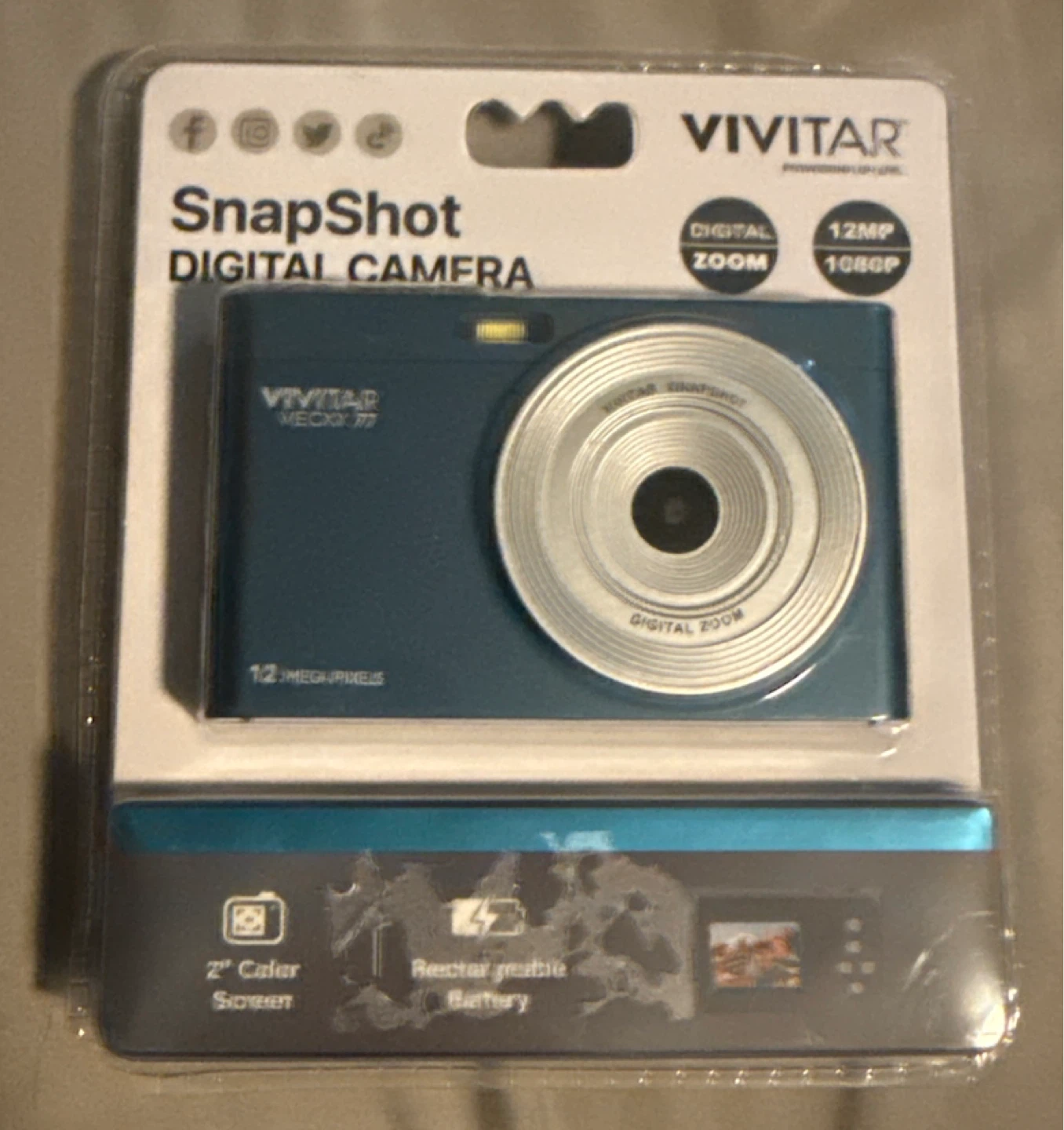 Vivitar SnapShot Digital Camera