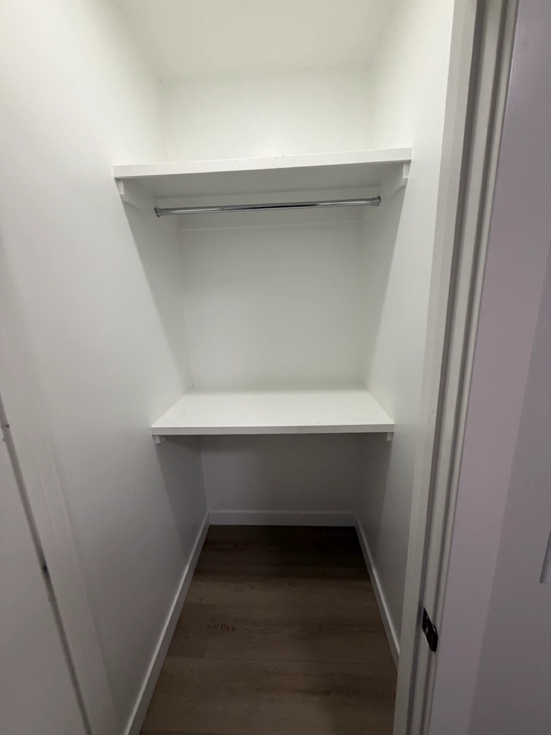 1 private furnished room available for rent - photo 4