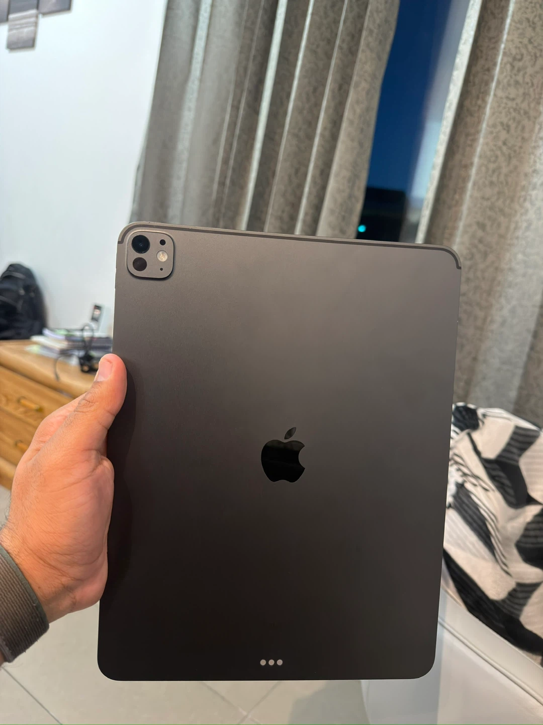 2025 IPad Pro M4 13inch 256gb
