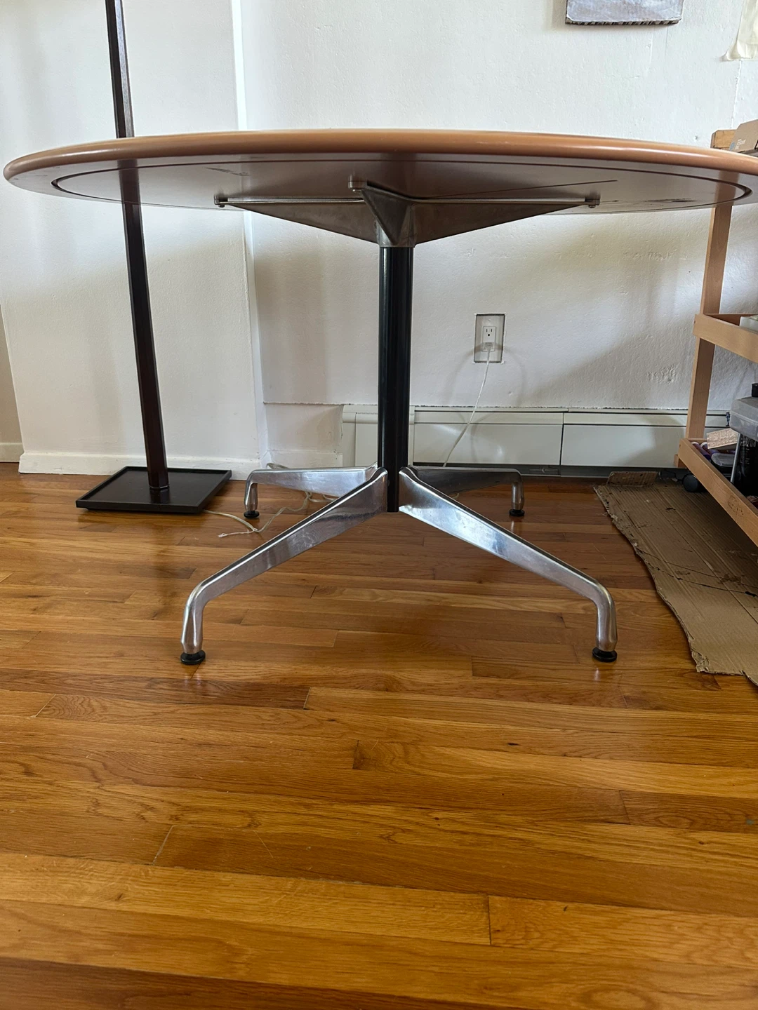 herman miller eames table walnut with aluminum finishings 48” - photo 2