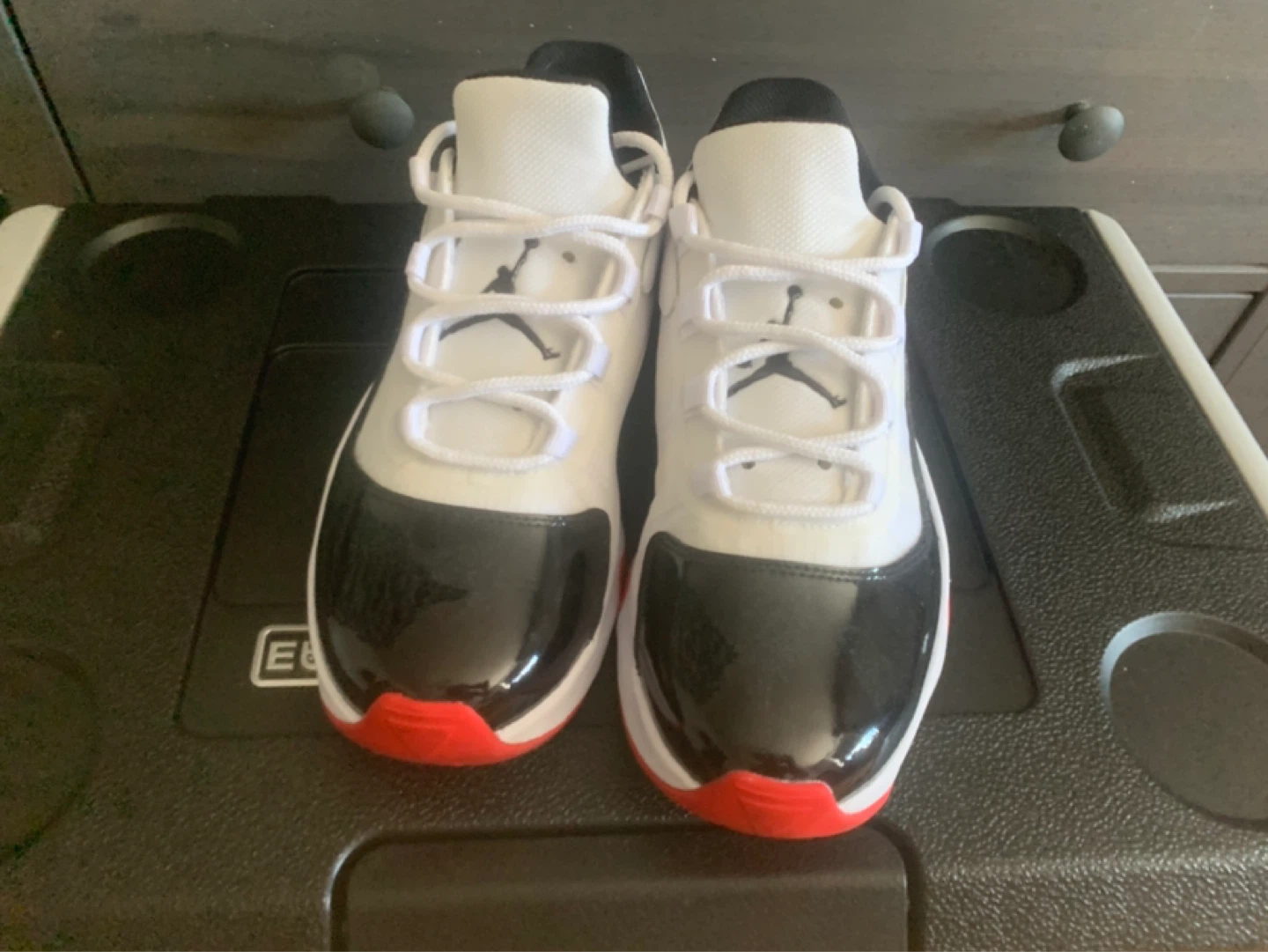 Air Jordan 11 Retro Low White Black Red - photo 2