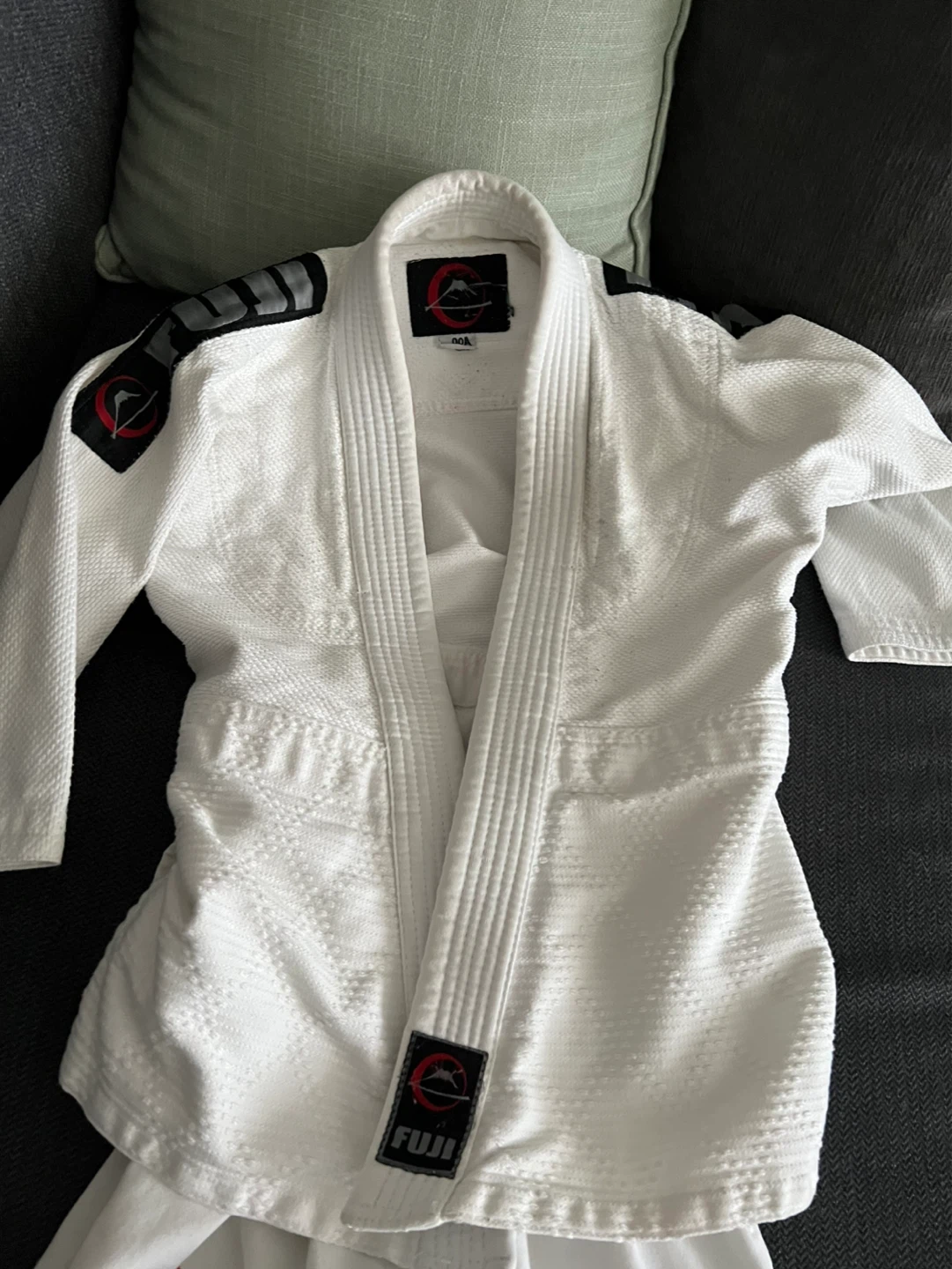 Fuji White Jiu-Jitsu Gi