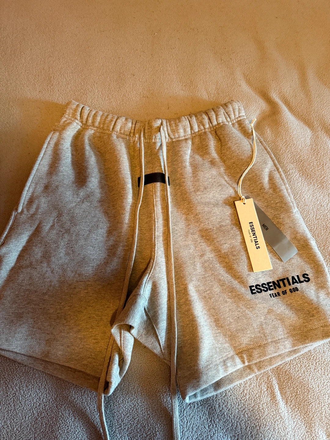 1:1 Men’s dark oatmeal Essentials shorts