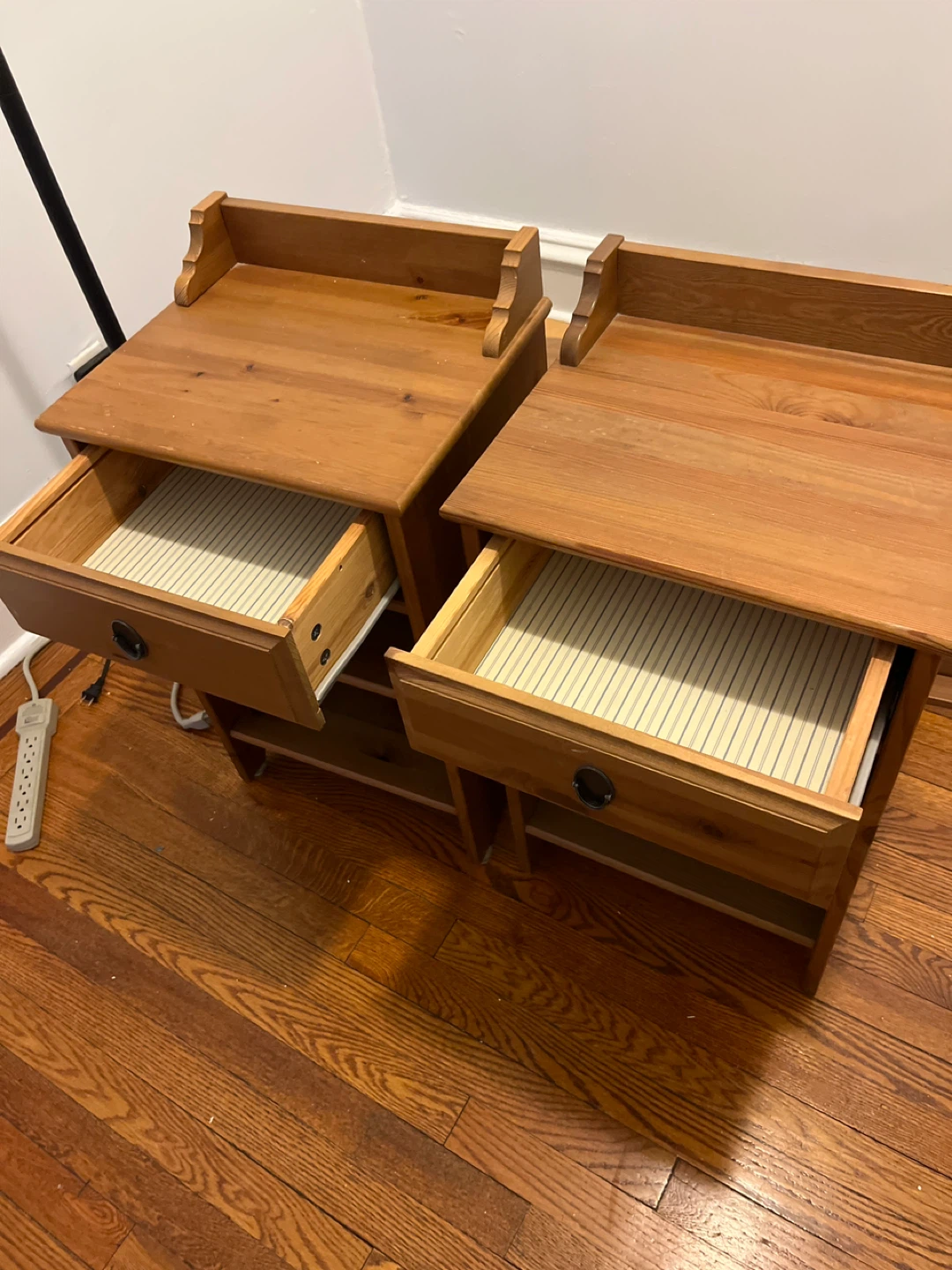 Pair of Wooden Nightstands with Drawers and Shelves - photo 2