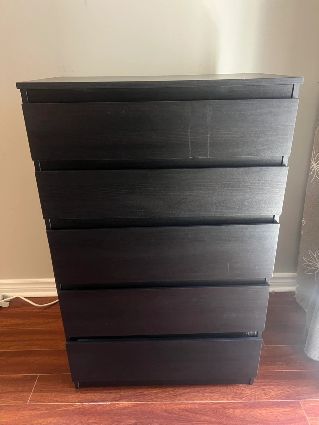 Black 6-Drawer Dresser