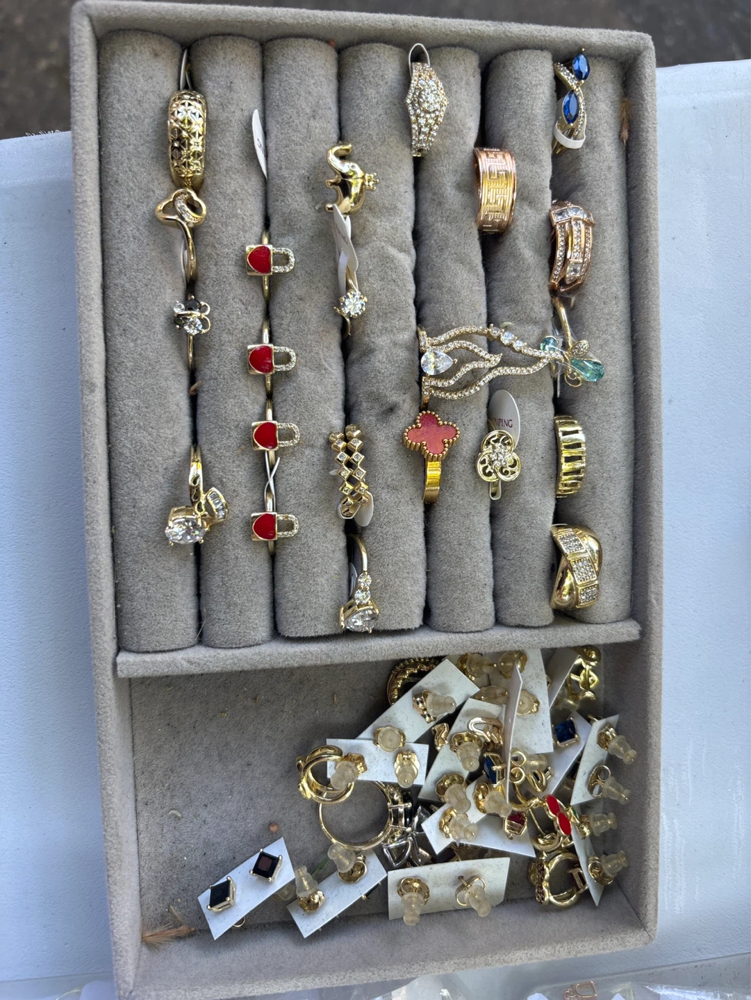 Assorted Fashion Jewelry Collection - photo 4
