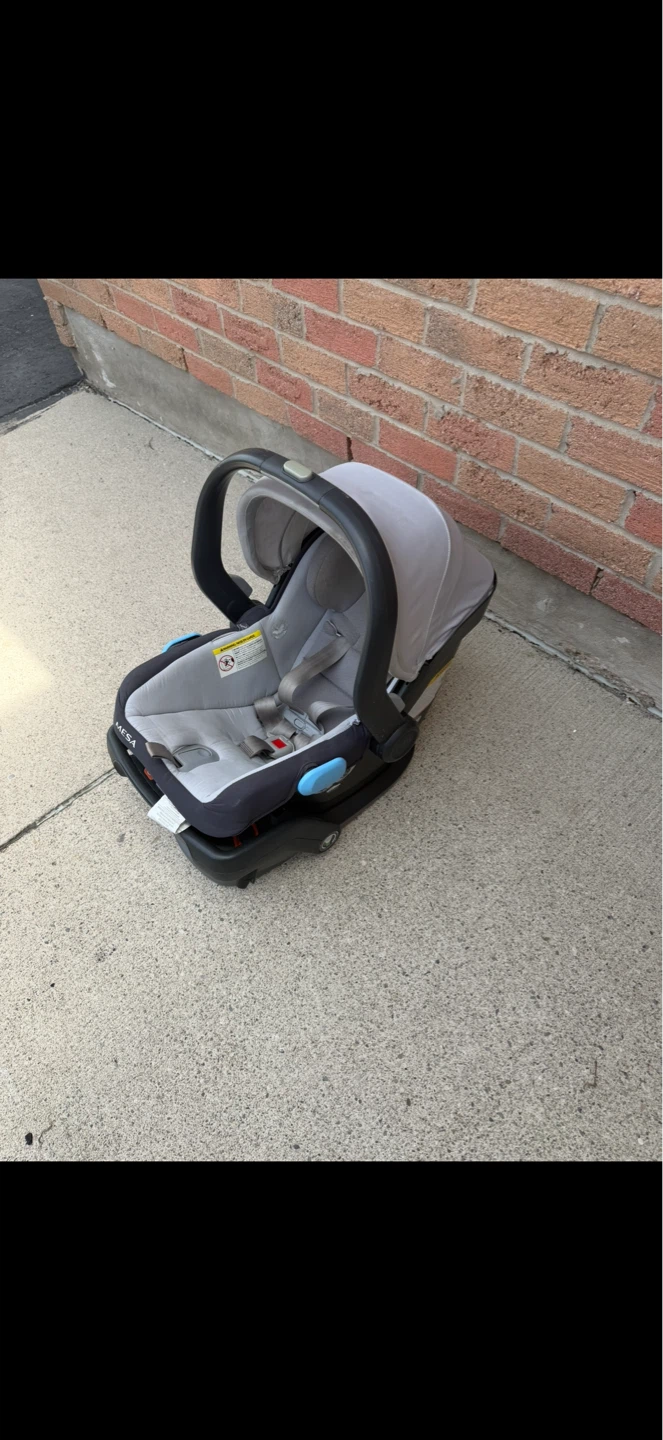 Uppa Baby Mesa Carseat - photo 2