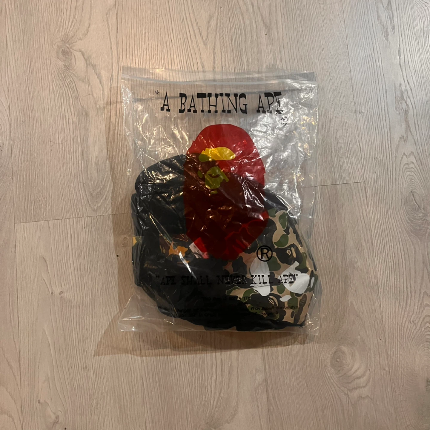 A Bathing Ape BAPE Camo Shark Head T-Shirt Size M - photo 4