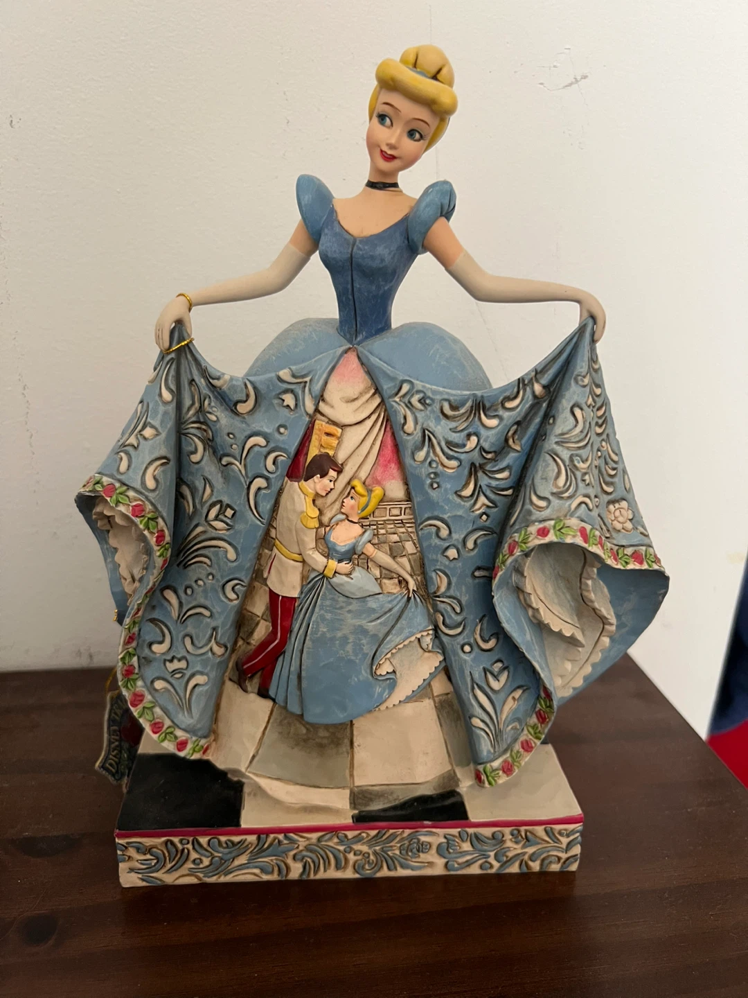 Walt Disney Showcase Collection Cinderella Figurine