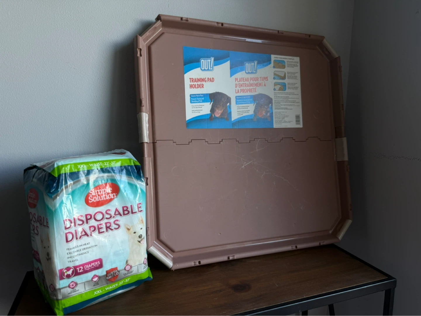 Free Pet Stuff : Pee Pad Holder & XL Diapers