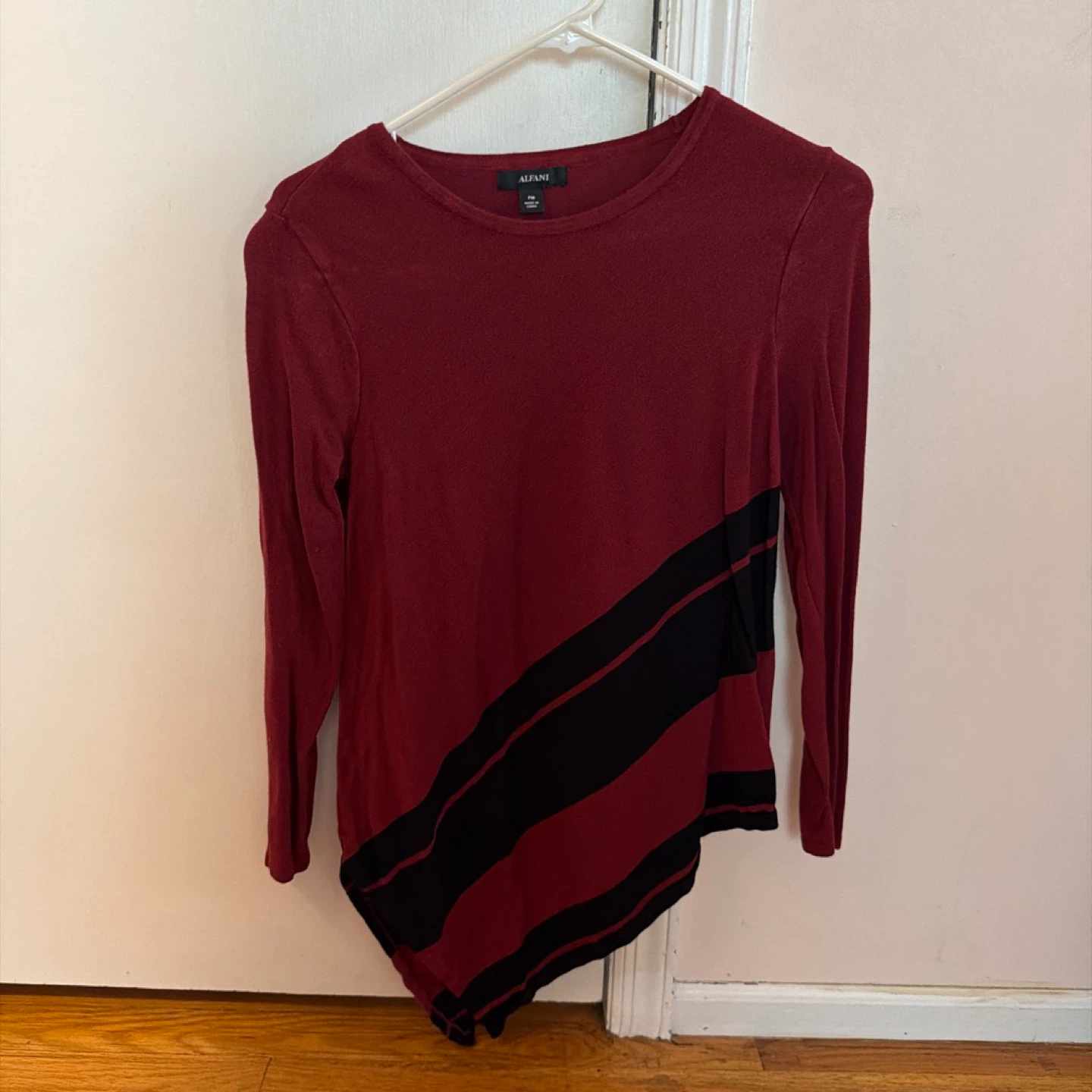 Alfani Women's Long Sleeve Asymmetrical Top