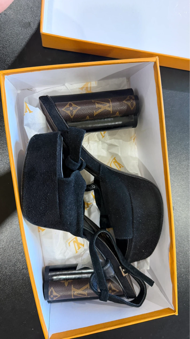 Louis Vuitton Platform Heels - photo 3