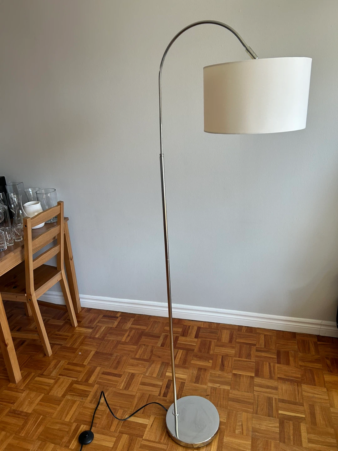 Curved Floor Lamp with White Shade