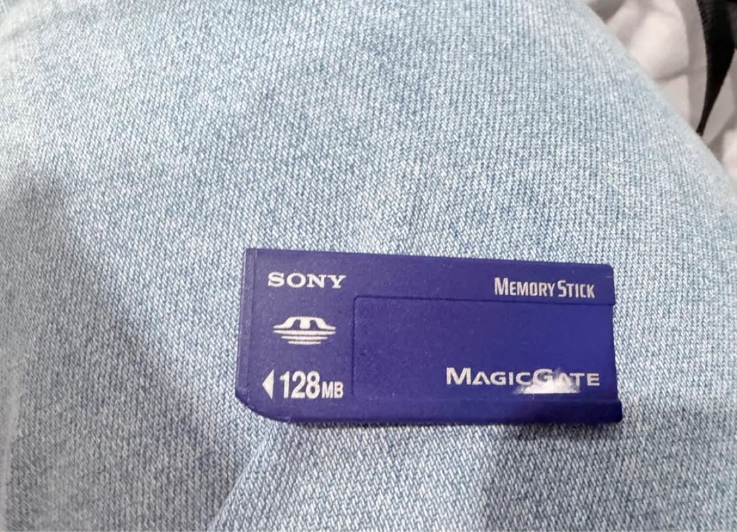 Sony Cyber-shot Digital Camera and a Canon - photo 3