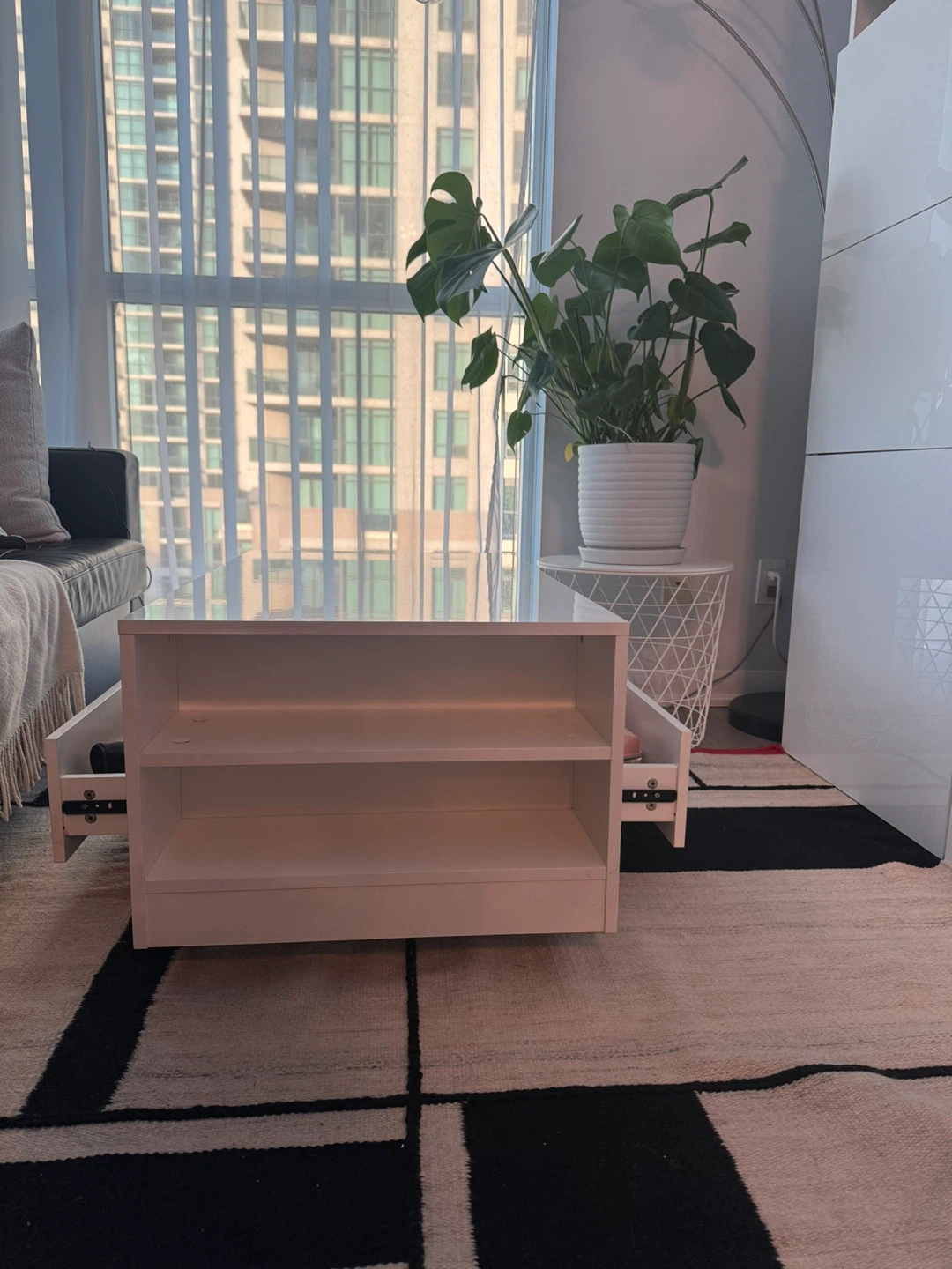 White Coffee Table with Storage Shelves - photo 3