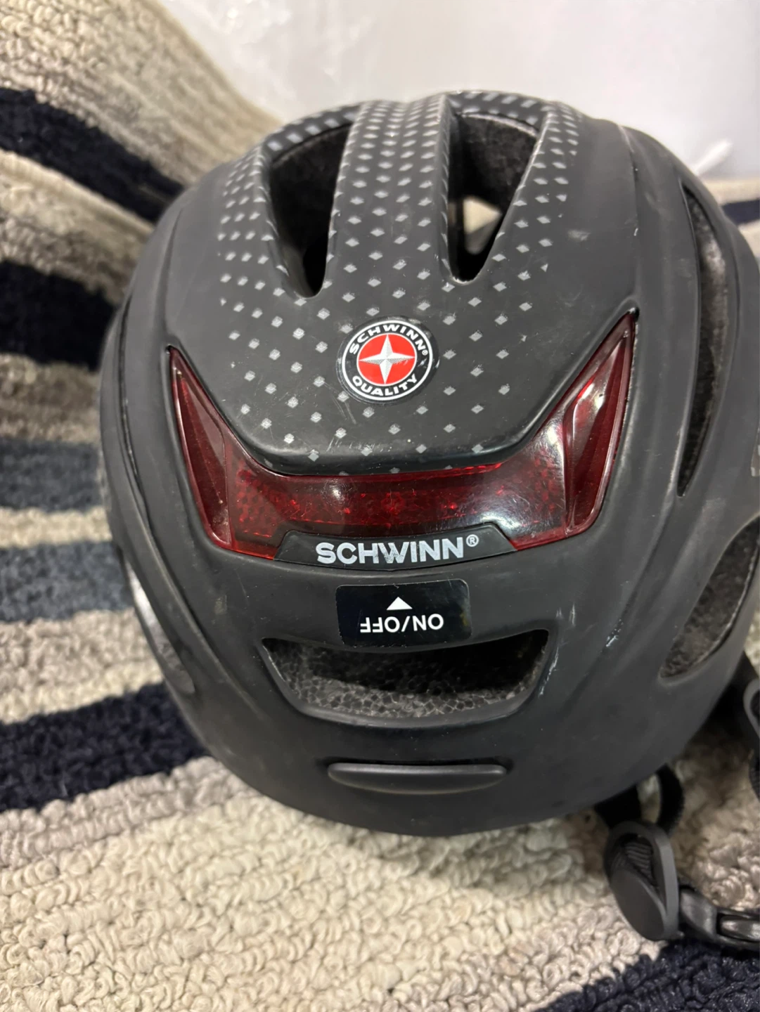 Schwinn Bicycle Helmet with Rear Light - photo 2