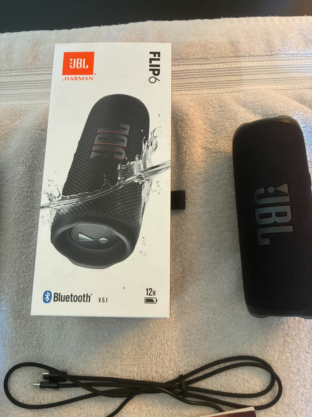 JBL Flip 6 Portable Waterproof Bluetooth Speaker