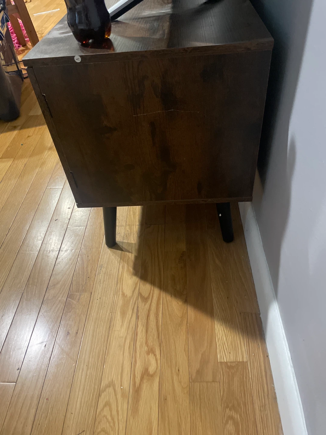 TV stand with adjustable shelf and 2 doors - photo 2